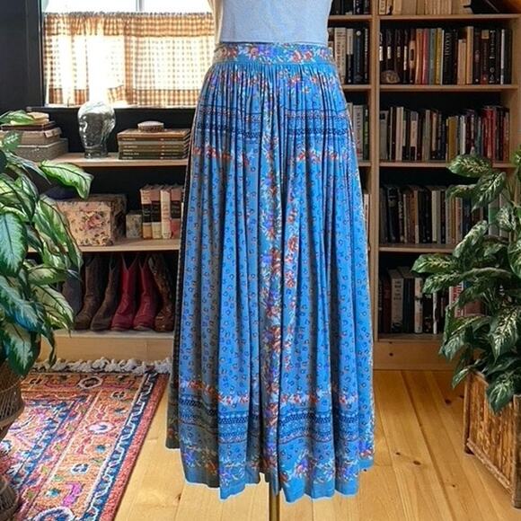 Vintage Skirt - Picture 2 of 8